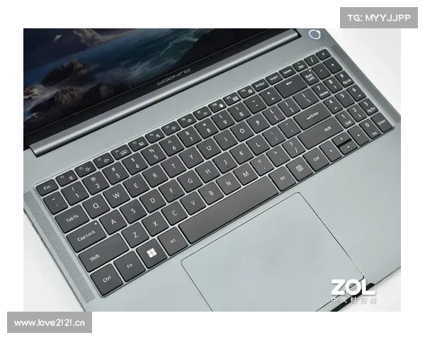 笔记本玩转魔兽:全屏沉浸体验 笔记本玩转魔兽:全屏沉浸体验